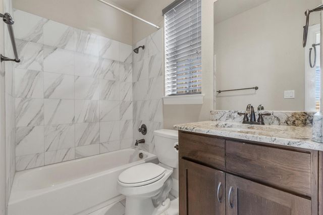 216 Cimarron Hills TRL E, Georgetown, TX 78628