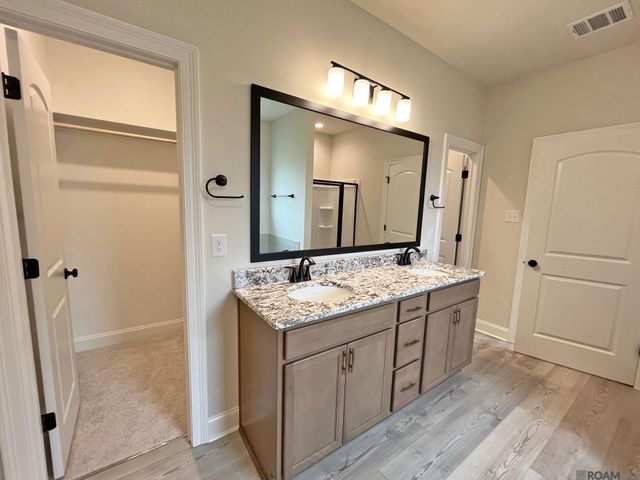 1574 Old Tucson Ave, Zachary, LA 70791