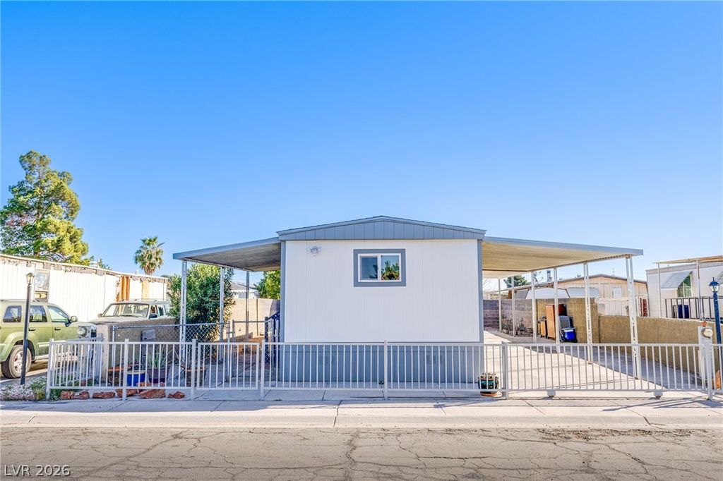 3644 Estes Park Drive, Las Vegas, NV 89122