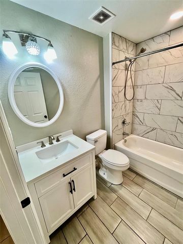 1705 3RD STREET NW A, Winter Haven, FL 33881