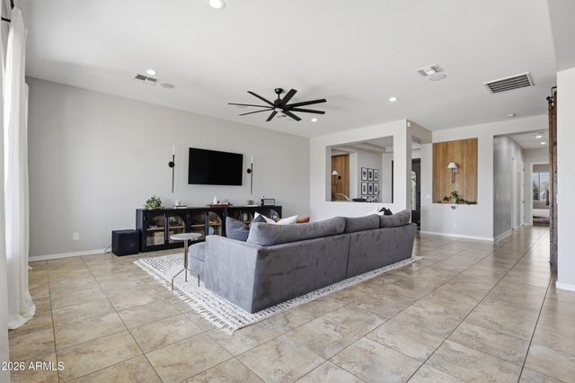 5125 N 194TH Drive, Litchfield Park, AZ 85340