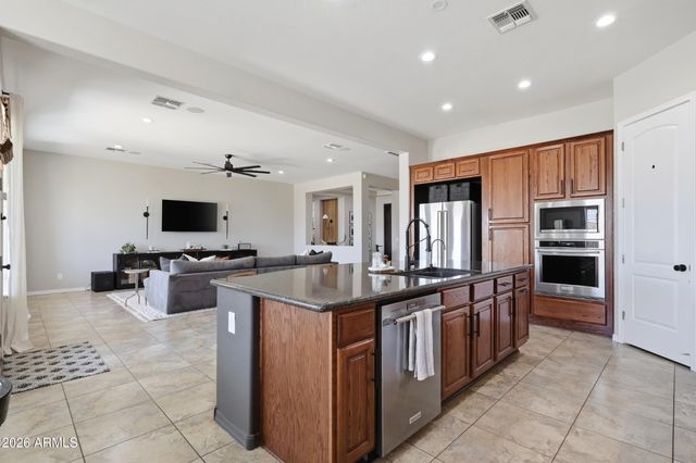 5125 N 194TH Drive, Litchfield Park, AZ 85340