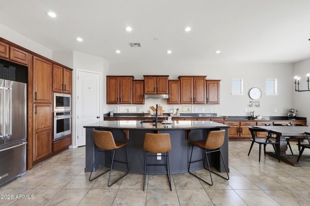 5125 N 194TH Drive, Litchfield Park, AZ 85340
