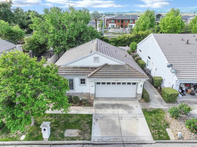 1720 Jubilee Dr, Brentwood, CA 94513