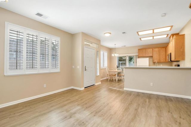 1720 Jubilee Dr, Brentwood, CA 94513