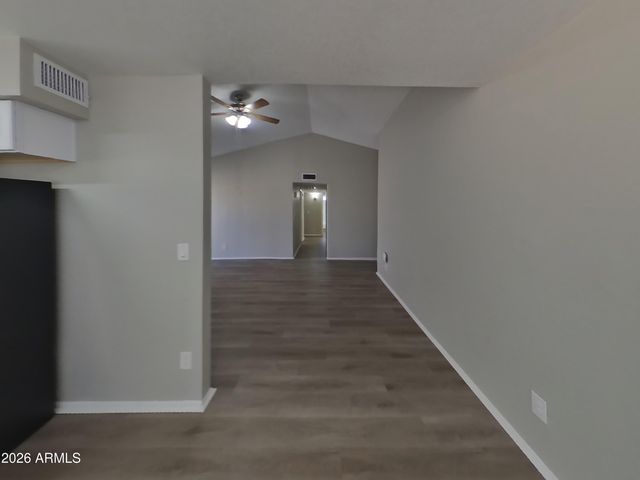 6826 W CHOLLA Street, Peoria, AZ 85345