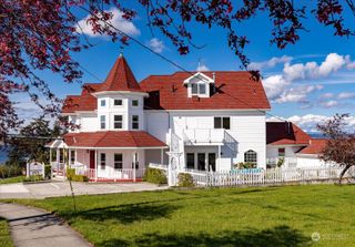 807 N Main Street, Coupeville, WA 98239