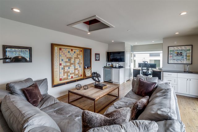 5907 Lindell Avenue A, Dallas, TX 75206