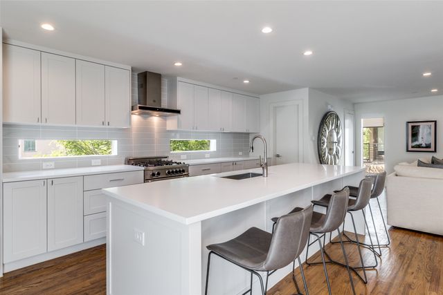 5907 Lindell Avenue A, Dallas, TX 75206