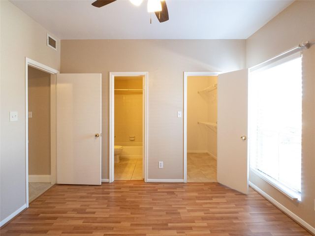 6500 Harbor Town Drive 2806, Houston, TX 77036