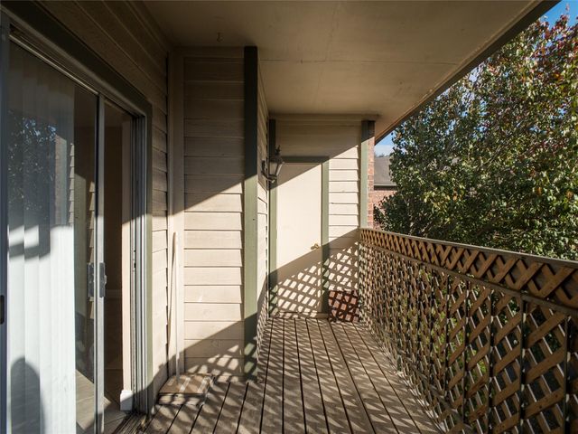 6500 Harbor Town Drive 2806, Houston, TX 77036