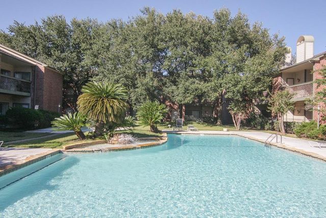 6500 Harbor Town Drive 2806, Houston, TX 77036