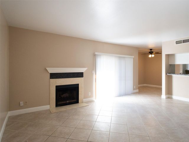 6500 Harbor Town Drive 2806, Houston, TX 77036