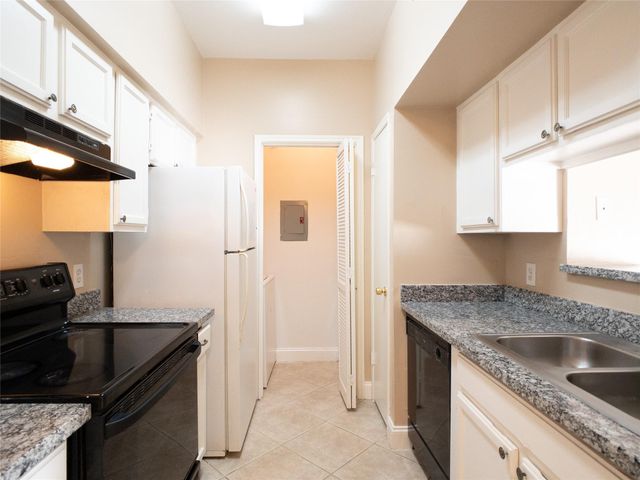 6500 Harbor Town Drive 2806, Houston, TX 77036