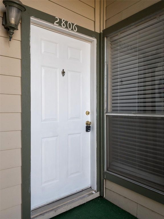 6500 Harbor Town Drive 2806, Houston, TX 77036