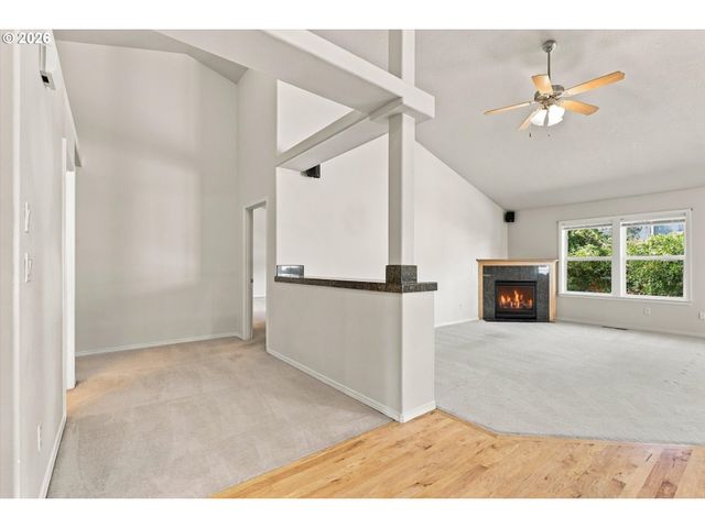 645 N JUNIPER Ct, Canby, OR 97013