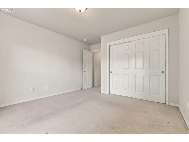 645 N JUNIPER Ct, Canby, OR 97013