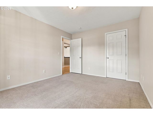 645 N JUNIPER Ct, Canby, OR 97013