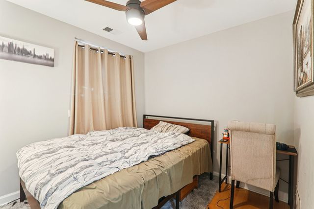 2403 W Lexington Street 3, Chicago, IL 60612