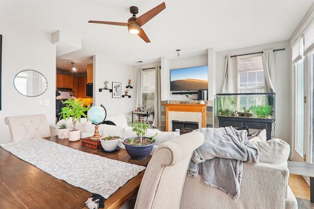 2403 W Lexington Street 3, Chicago, IL 60612