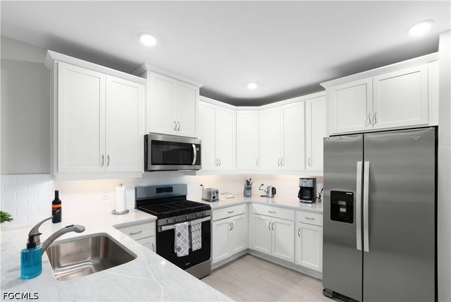 44442 Palm Frond DR, Punta Gorda, FL 33982