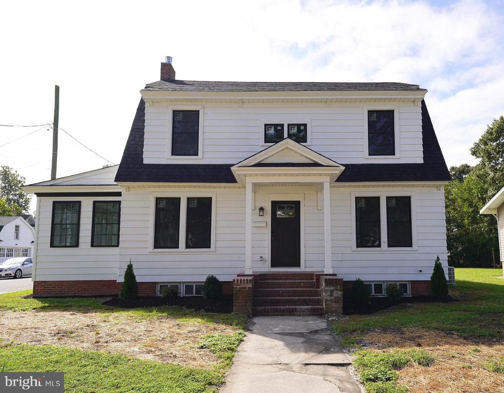 406 DELAWARE AVE, Delmar, DE 19940