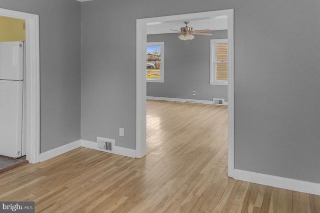 210 KUSER RD, Hamilton, NJ 08619