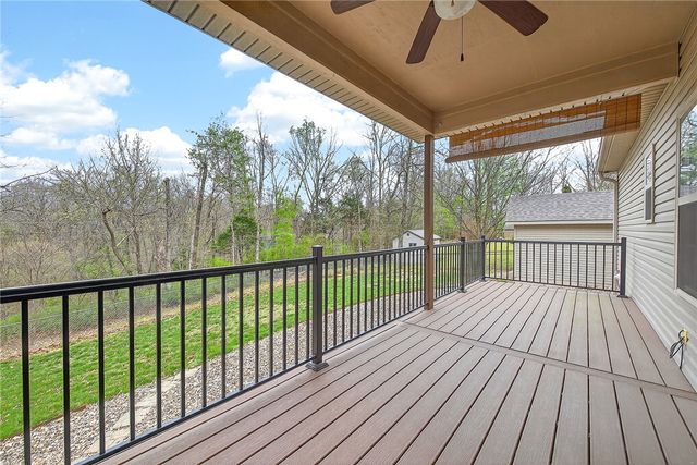 8 Sherman Drive, Bella Vista, AR 72715