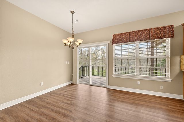 8 Sherman Drive, Bella Vista, AR 72715