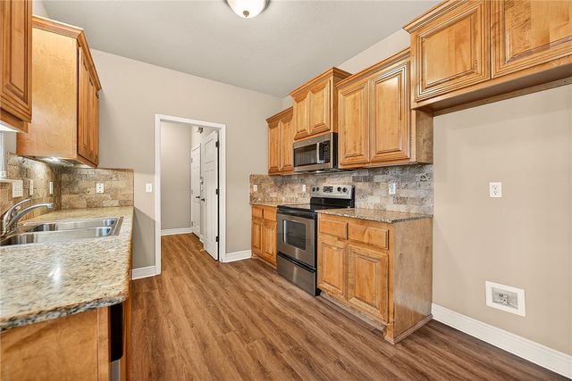 8 Sherman Drive, Bella Vista, AR 72715