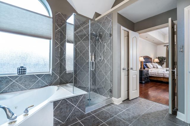 28307 Shining Creek Lane, Spring, TX 77386