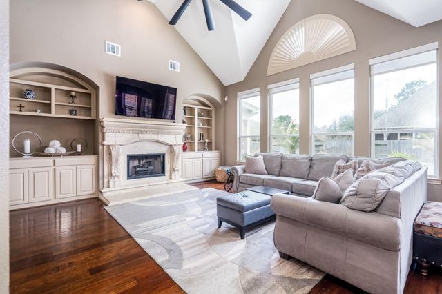 28307 Shining Creek Lane, Spring, TX 77386