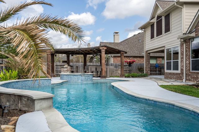 28307 Shining Creek Lane, Spring, TX 77386