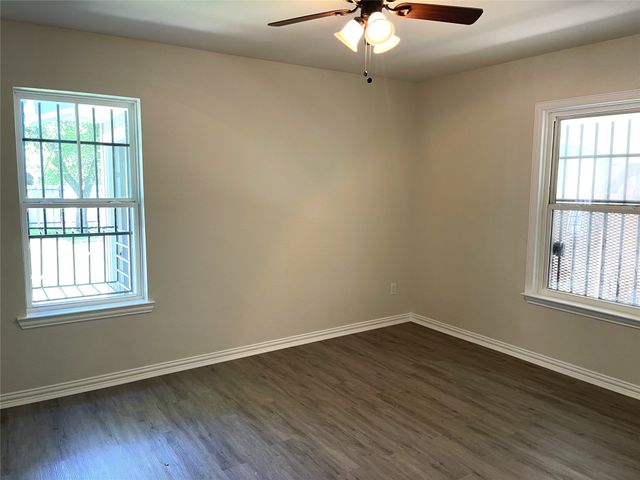 3537 Avenue I, Fort Worth, TX 76105