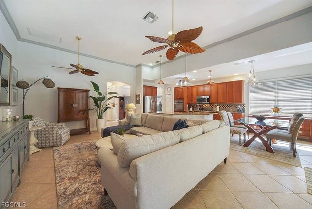 10514 Bella Vista DR, Fort Myers, FL 33913