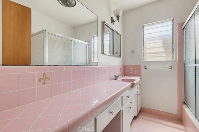 2060 E 3rd, Long Beach, CA 90814
