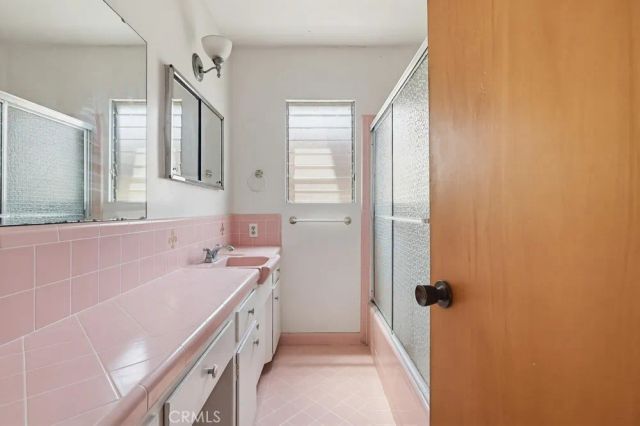 2060 E 3rd, Long Beach, CA 90814