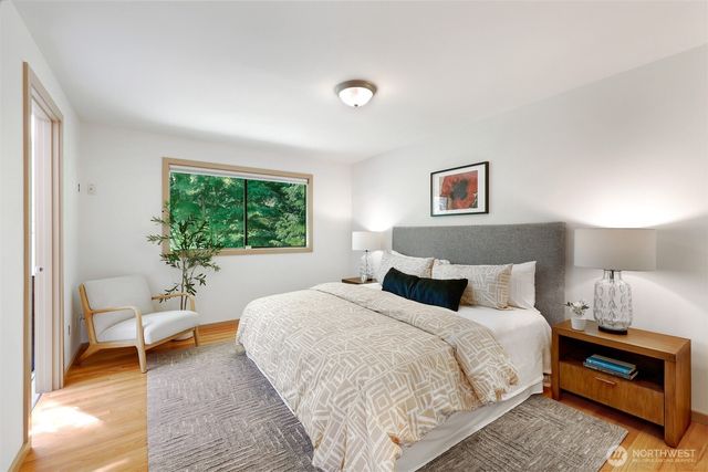 9559 45th Avenue NE, Seattle, WA 98115