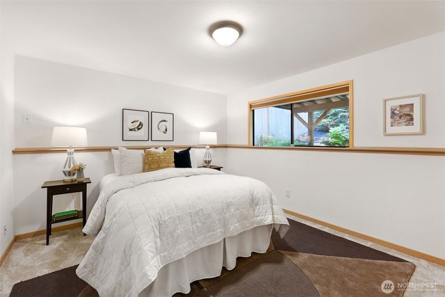 9559 45th Avenue NE, Seattle, WA 98115
