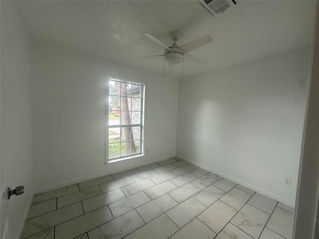 11435 Meadoway Drive, Houston, TX 77089