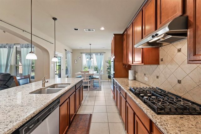 6409 Tuckers Place, Rowlett, TX 75089