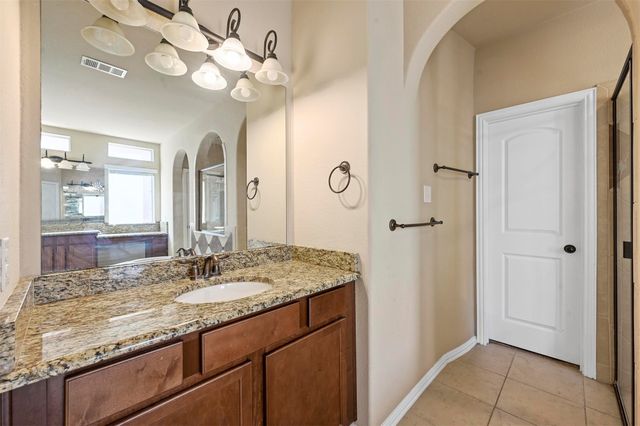 6409 Tuckers Place, Rowlett, TX 75089