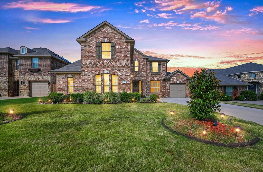 6409 Tuckers Place, Rowlett, TX 75089