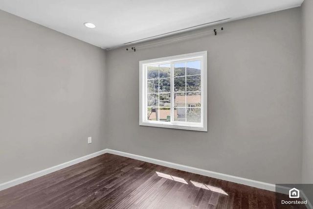 113 Alvarado Street, Brisbane, CA 94005