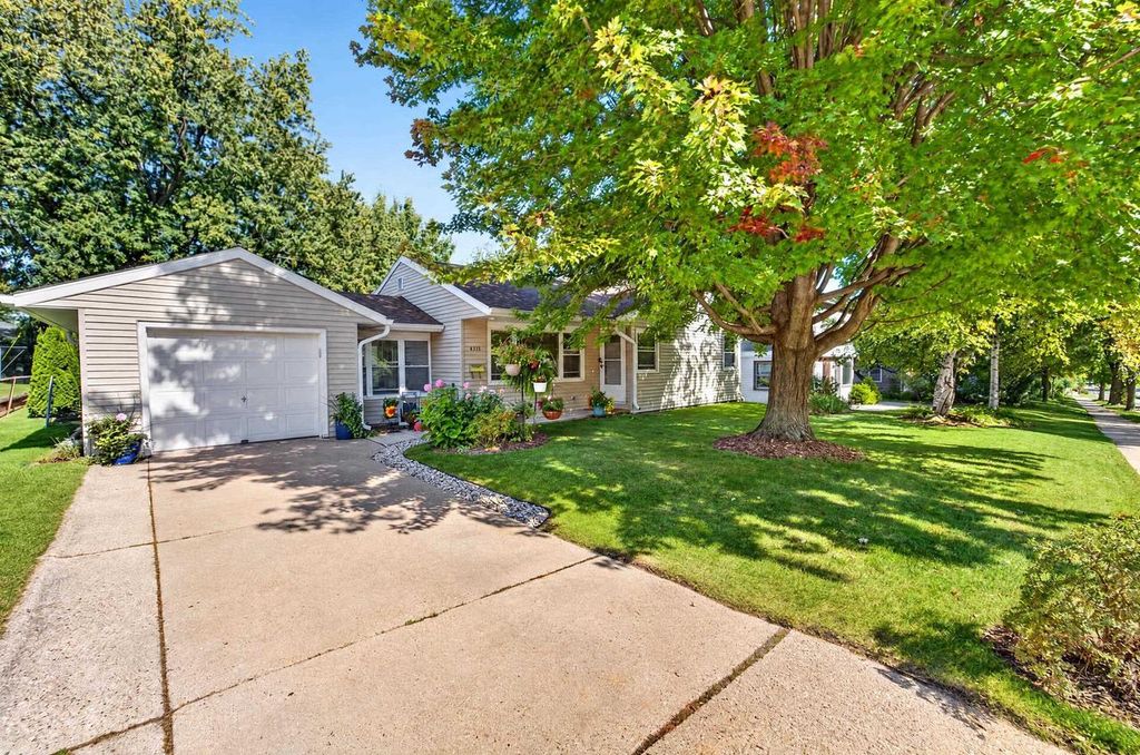 4318 Tokay Boulevard, Madison, WI 53711