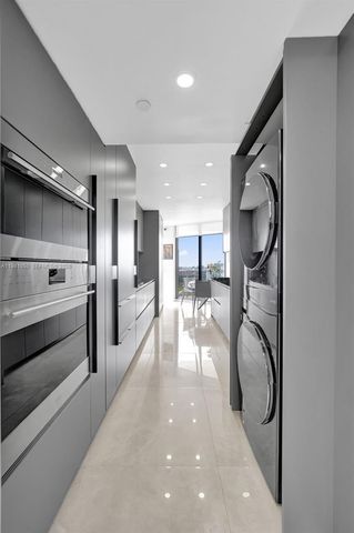 20281 E Country Club Dr 2209, Aventura, FL 33180