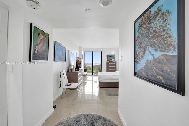 20281 E Country Club Dr 2209, Aventura, FL 33180