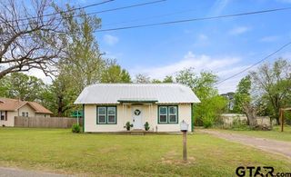 407 W Carnegie, Winnsboro, TX 75494