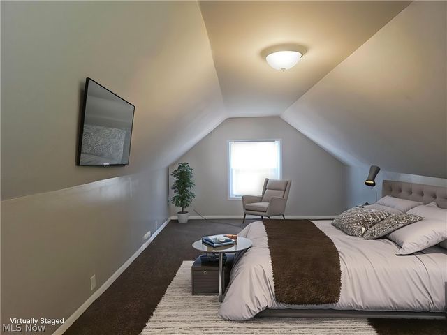 9516 Alexander Road, Garfield Heights, OH 44125