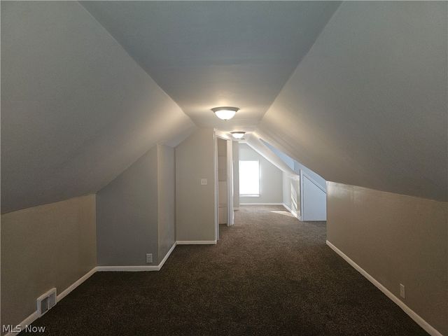 9516 Alexander Road, Garfield Heights, OH 44125